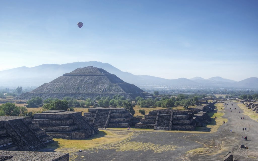 Pyramid of the sun, teotihuacan