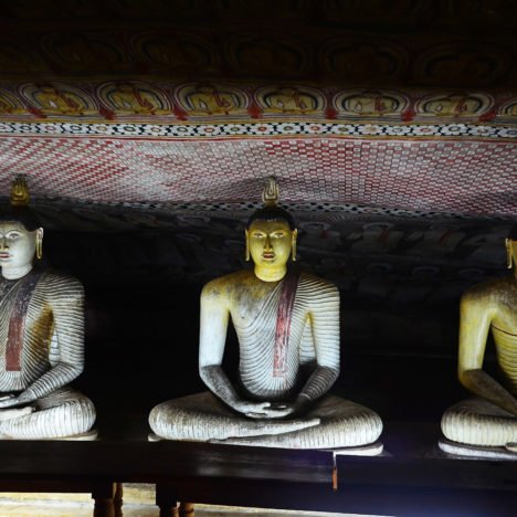 Top 4 things to do in Kandy Sri Lanka: An essential guide to a short trip on a budget